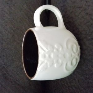 Starbucks 2013 Casi Cielo White Embossed 12 oz Tea Coffee Mug Cup